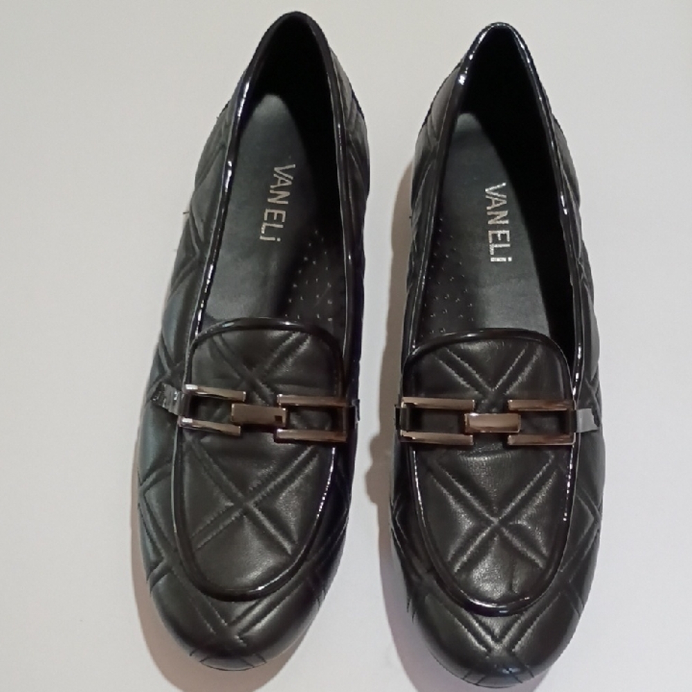 Vaneli Black Quilted Loafers with Metallic Accent Size 8/5S